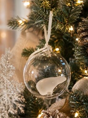 HADELAND GLASSVERK GLASS POLAR BEAR ORNAMENT COLLECTIBLE CHRISTMAS WINTER